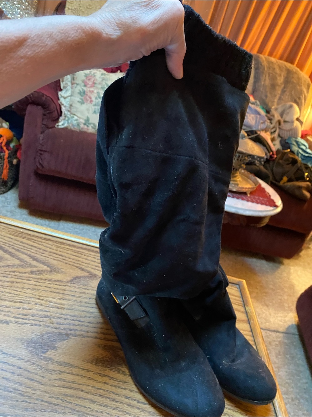WomanBlack  8.5 Suede Pull-On boots